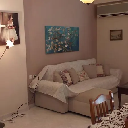 Spacious Contemporary 3 B/room In The City Center