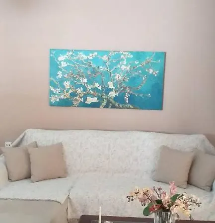 Spacious Contemporary 3 B/room In The City Center Volos