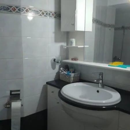 Spacious Contemporary 3 B/room In The City Center Lejlighed Volos